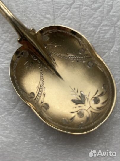 Серебряные десертные ложки