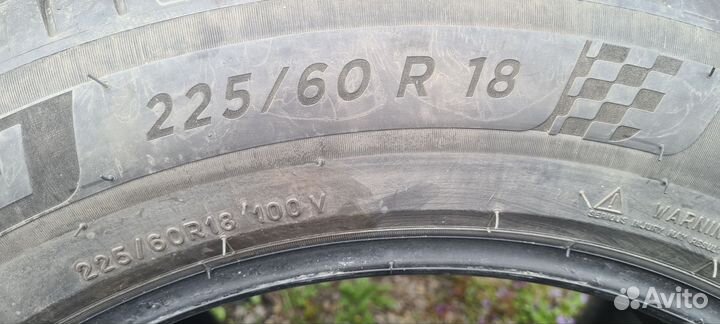 Michelin Pilot Sport 4 225/60 R18 100V