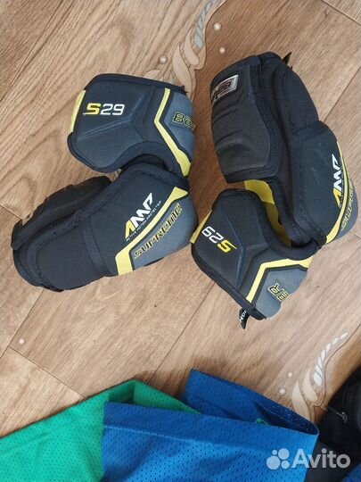 Налокотники хоккейные