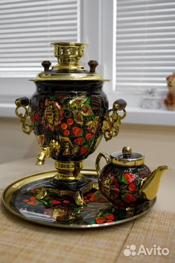 Самовар (чайник и поднос в комплекте)