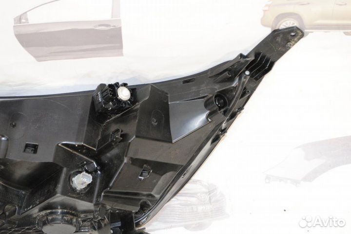 Фара правая Honda Cr-V 5