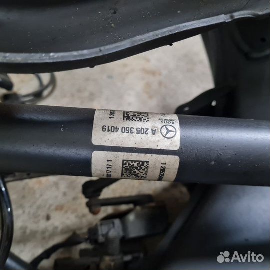 Балка задняя Mercedes-Benz C-Class W205 2019