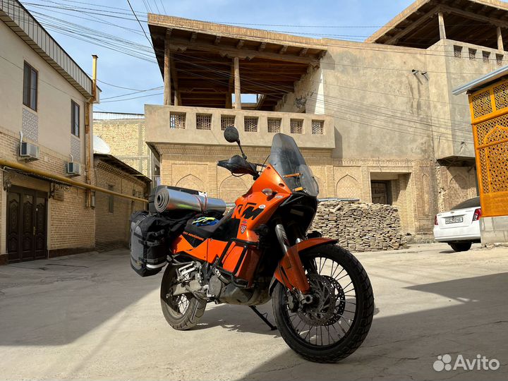 KTM 950 Adventure