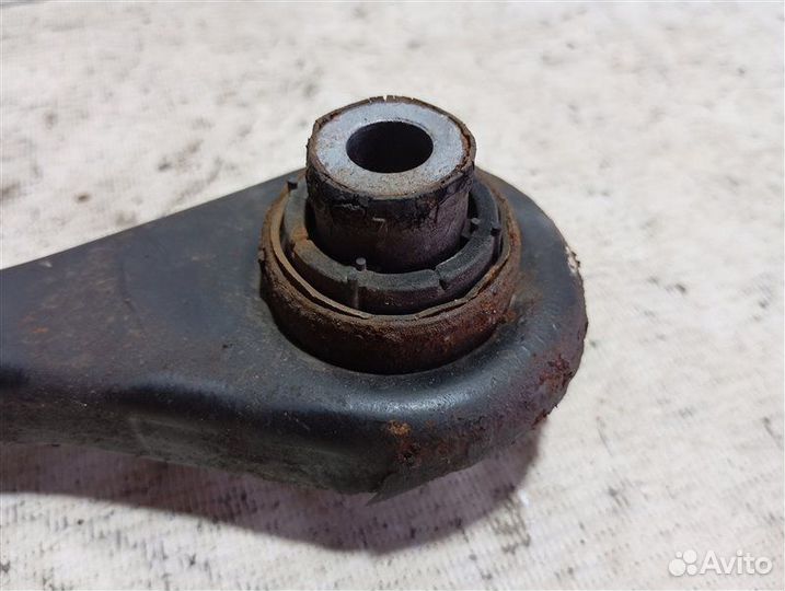 Рычаг подвески задний левый Volkswagen Passat B6