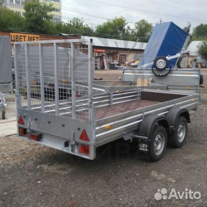 Прицеп с трапом 32.022 для спортивной техники