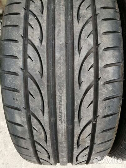 Hankook Ventus V12 Evo2 K120 265/30 R19 и 235/35 R19