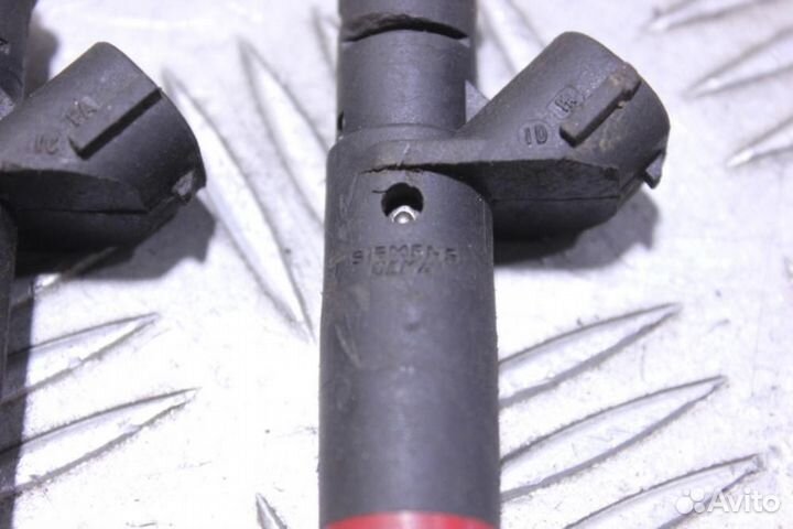 Форсунка двигателя Skoda Fabia 2007 2015