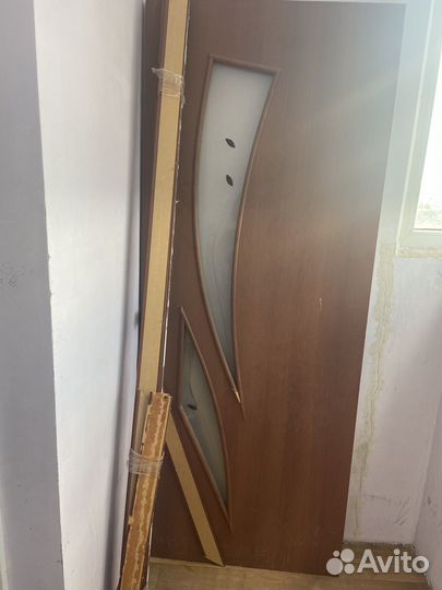 Продаю межкомнатную дверь б/у