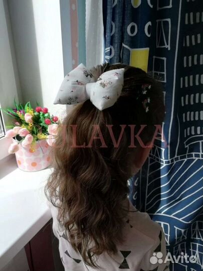 Объёмные бантики на резинке