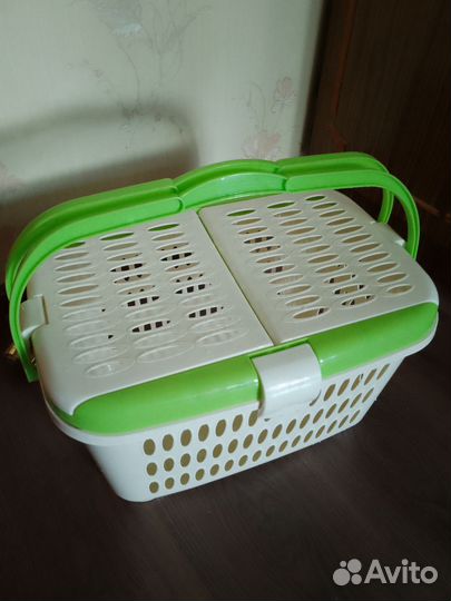 Переноска для животных пластиковая
