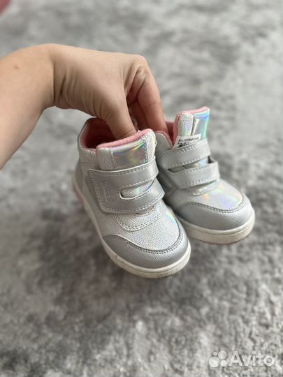 Вещи и обувь на девочку