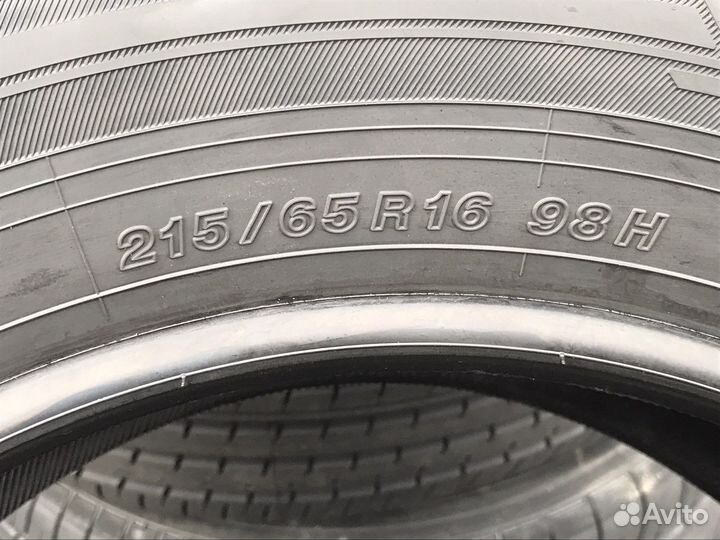 Yokohama BluEarth-XT AE61 215/65 R16 98H