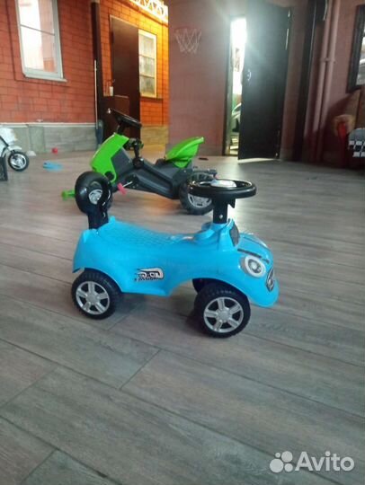 Машинка каталка