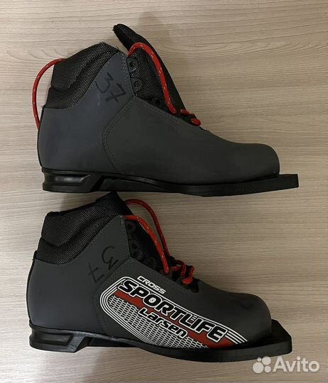 Лыжные ботинки larsen 37 размер