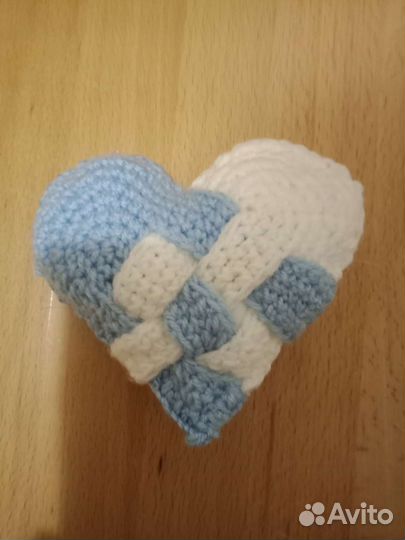 Игрушка вязаное сердечко