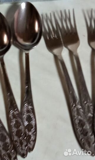 Набор вилок и ложек