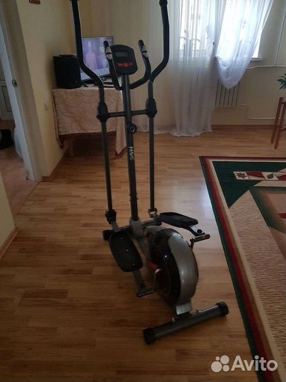 Эллиптический тренажер,орбитрек