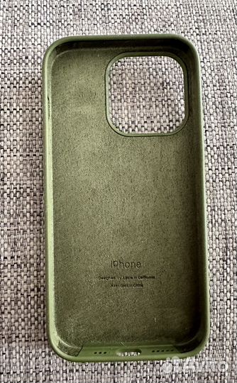 Силиконовый чехол на iPhone 14 pro