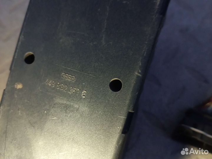 Audi 100 C3 компрессор 443862257Е централ замка