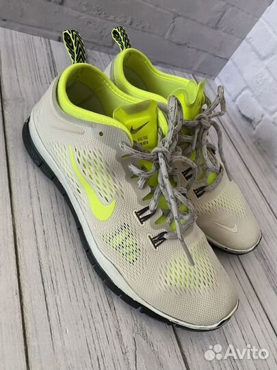 Кроссовки nike женские