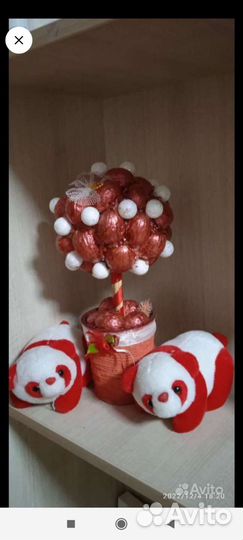 Орехи грецкие (пустые), склеены скотчем 16 шт