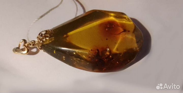 Кулон Янтарь с золотом
