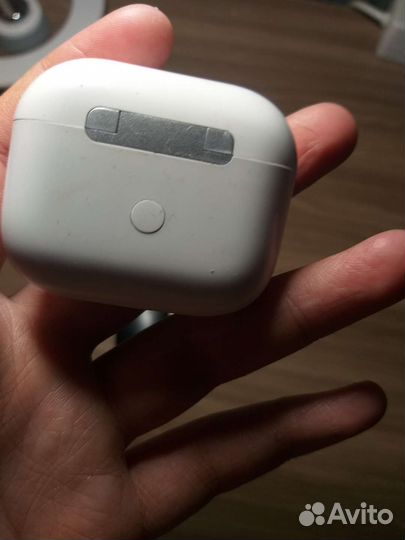 Беспроводные наушники apple airpods