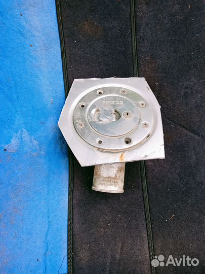 Люк бинзобака