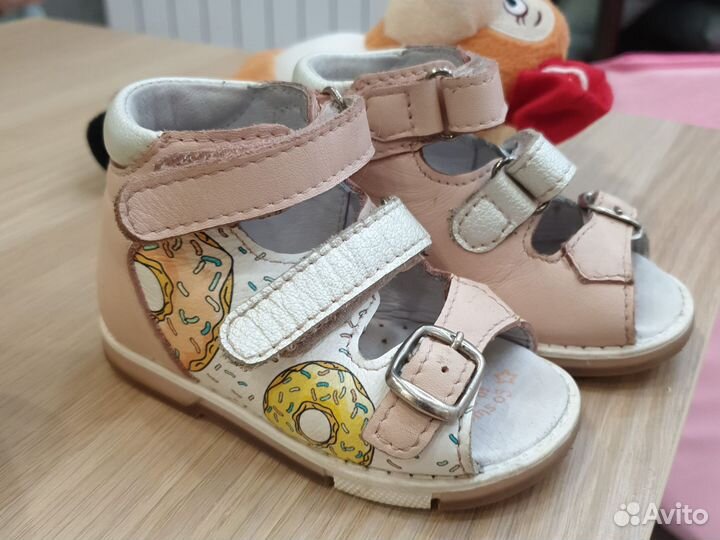 Сандалии для девочки 19 размер