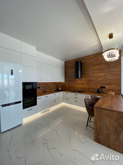 Кухня современная большая в Армавире