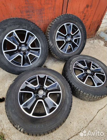 R16 Колёса 5на114.3 Dia66.1 Nokian 7