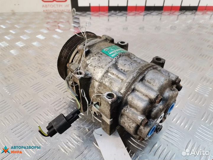 Компрессор кондиционера Volvo V50 2004 36000989