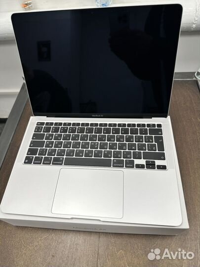 Apple macbook air 13 2020 m1 8gb 256