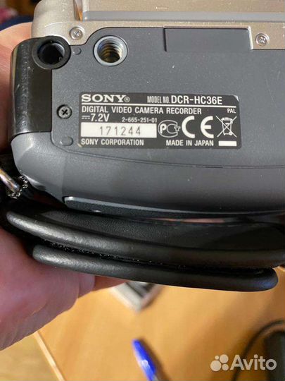 Видеокамера sony DCR- HC36E