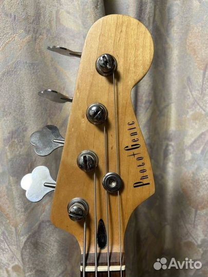 Бас-гитара Photo Genic Precision Bass