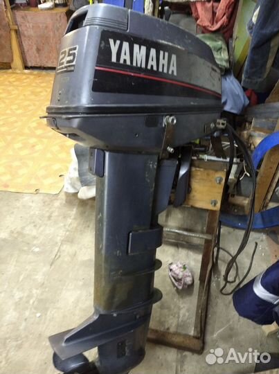 Продаётся Лодочный мотор yamaha 25