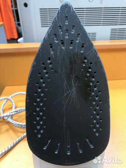 Утюг Skarlett SC SI30P17 2000-2200W