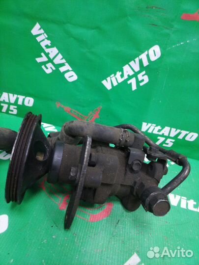 Насос гидроусилителя руля Toyota Town Ace CR30 2C