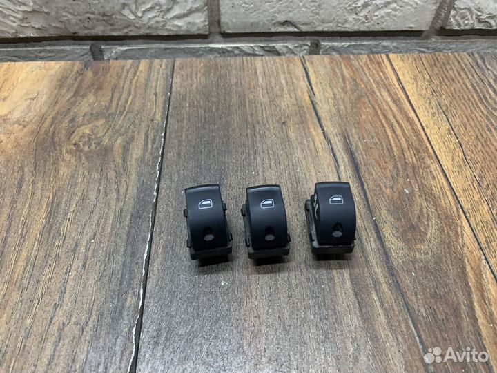 Audi Q7 (4L) Кнопка стеклоподъемника