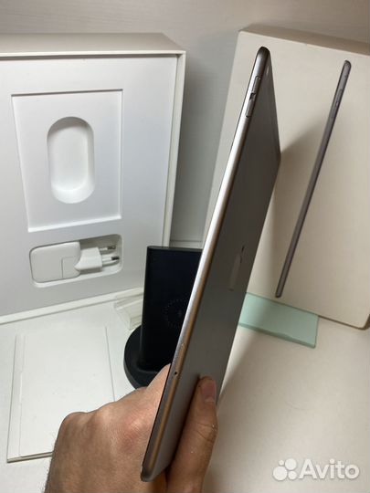 iPad Air 2 32гб Cellular (LTE) Ростест