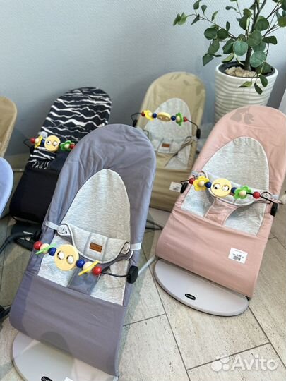 Шезлонг детский