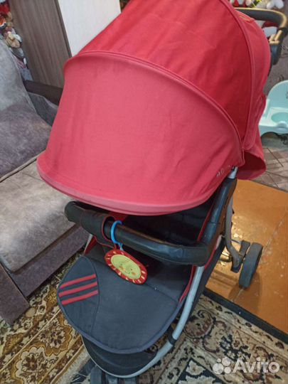 Прогулочная коляска трость