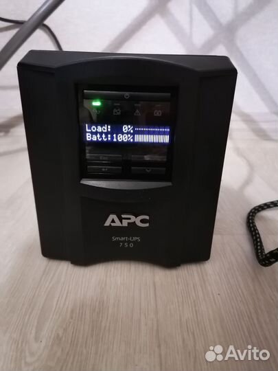 Источник бесперебойного питания APC 750 Smart-UPC