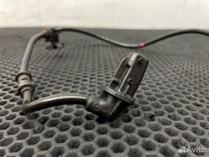 Датчик abs передний левый Mercedes-Benz Ml-Class