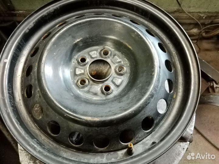 Штампованные диски r16 5*100