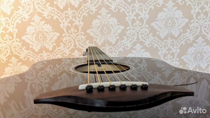 Акустическая гитара Yamaha fg800