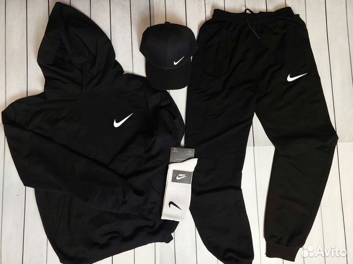 Cпортивный костюм Nike 6 в 1