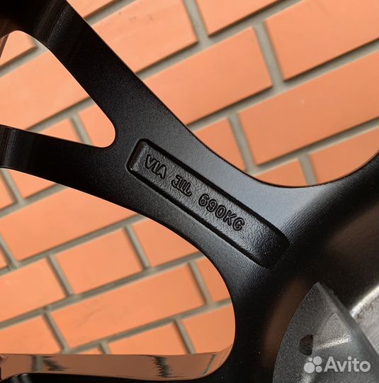 Диски R19 BMW F20 F25 разноширокие