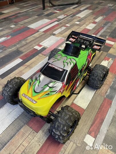 Rc модель 1:8 Remo Hobby