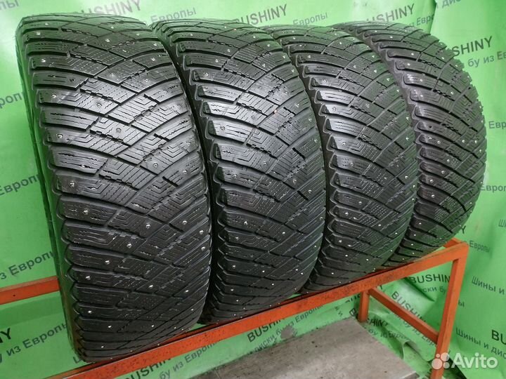 Goodyear Ultragrip Ice Arctic 235/55 R18